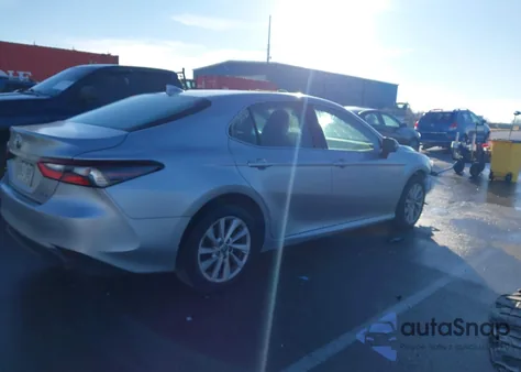 2022 Toyota Camry Le из США, поврежденный, VIN 4T1C11AK0NU699514